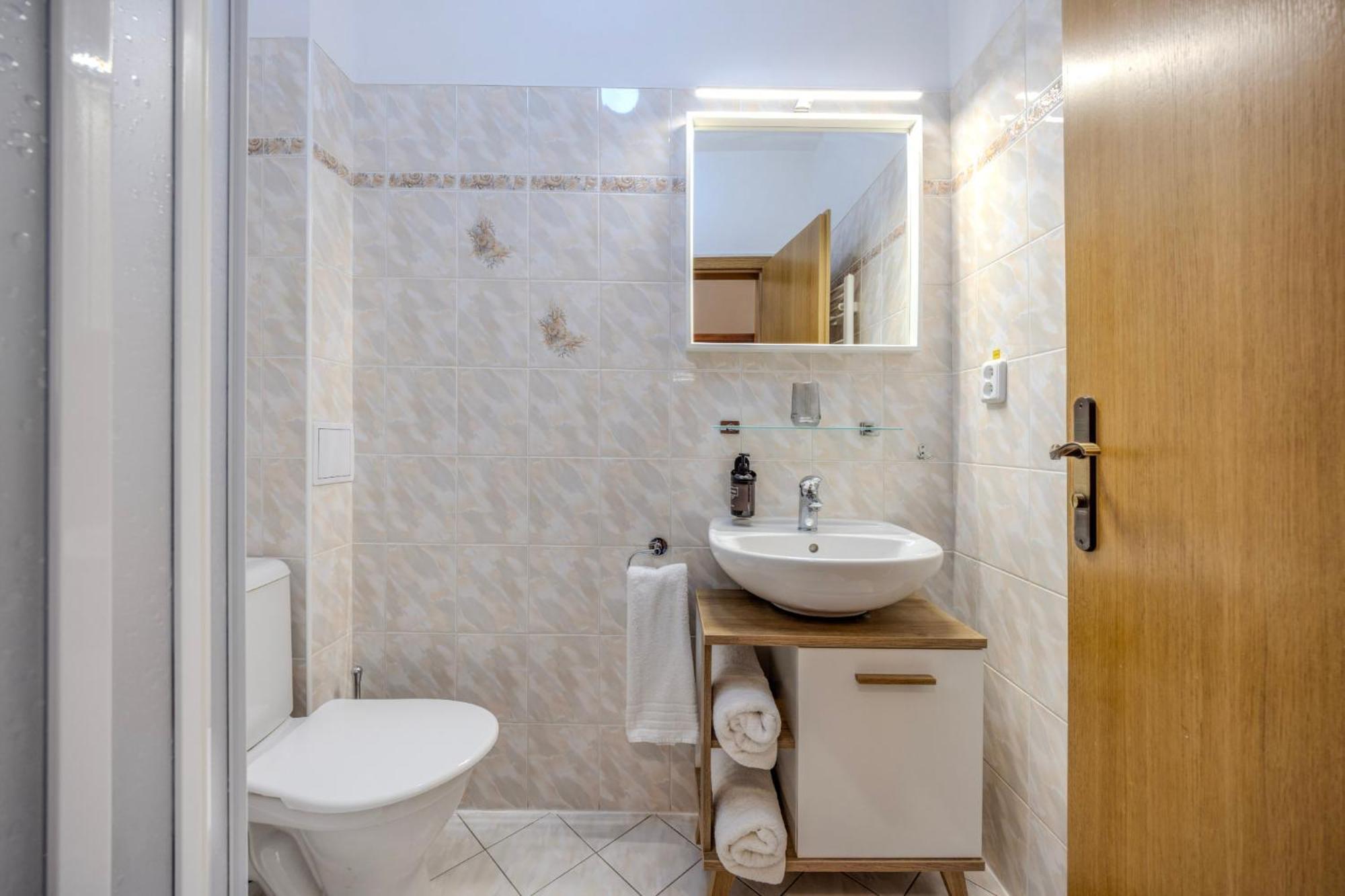 Hotel Marina Vltava Nelahozeves Esterno foto